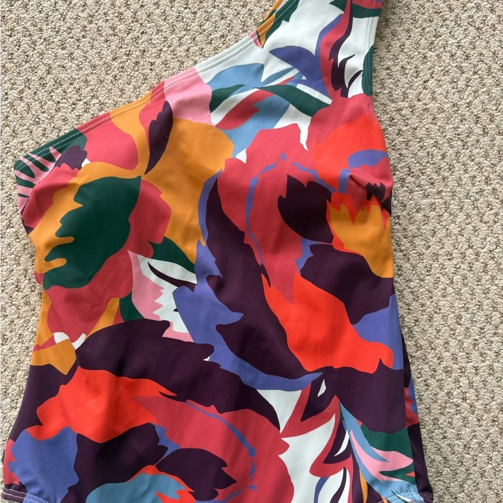Boden NWT Swimsuit Sorrento One-Shoulder Floral Print bathing suit US 8 gorgeous - Picture 4 of 9